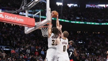 神剧情！掘金快艇大冲突6人吃T，戈登极限补扣绝杀